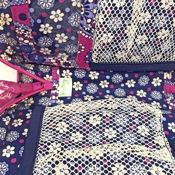 Vera Bradley Boysenberry Tech Organizer Cosmetic Travel Case Zip Bag Retired - Picture 7 of 7